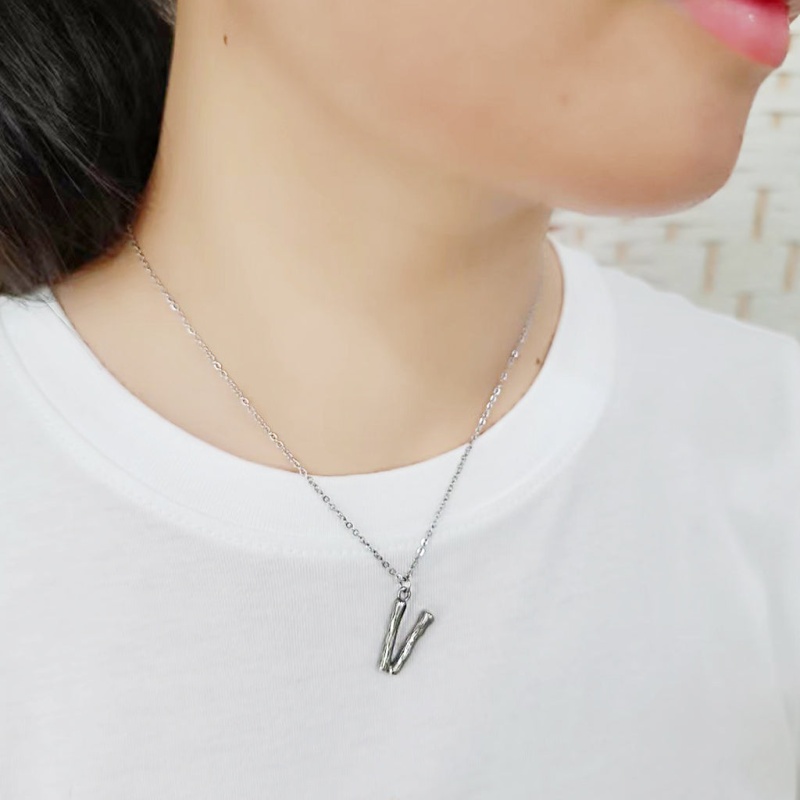 Tk3853v High Polished Stainless Steel Chain Initial Pendant - Letter V - 16"