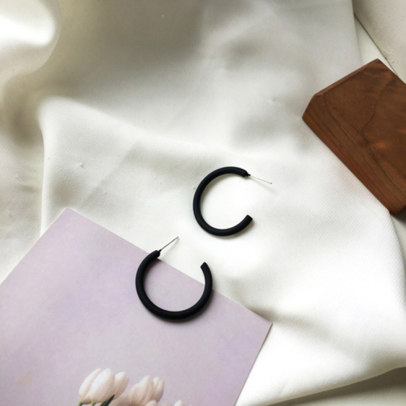 Hoop Earrings Black Matte C Shape 30Mm X 30Mm, 1 Pair