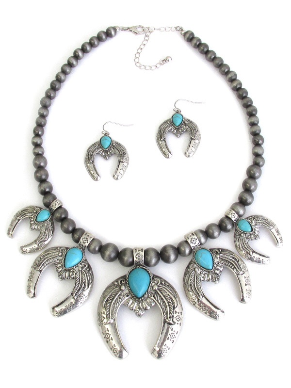 Vintage Multi Squash Blossom Pendant And Navajo Pearl Necklace Set -Western