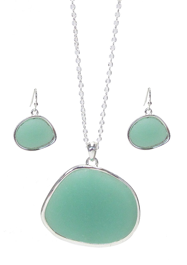 Large Sea Glass Pendant Necklace Set