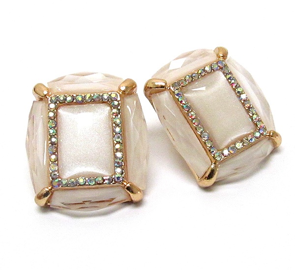 Crystal Deco On Facet Acrylic Stone Stud Earring