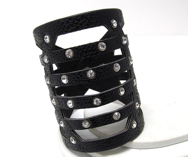 Multi Crystal And Cut Ount On Fashion Large Leather Bracelet Button