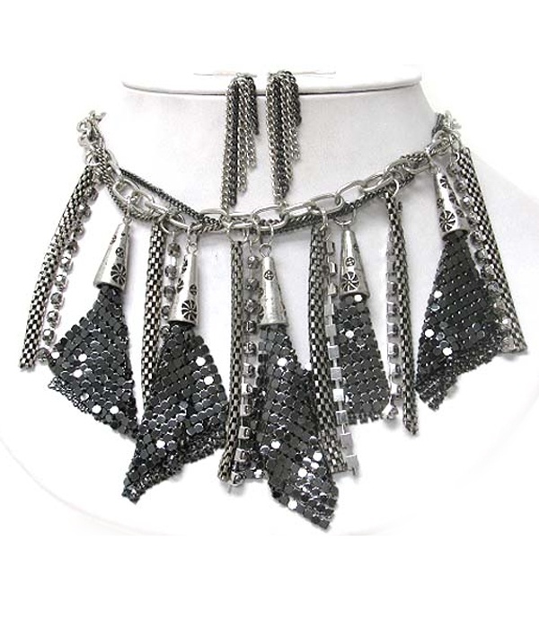 Metal Mesh And Crystal Tassel Dangle Necklace Earring Set