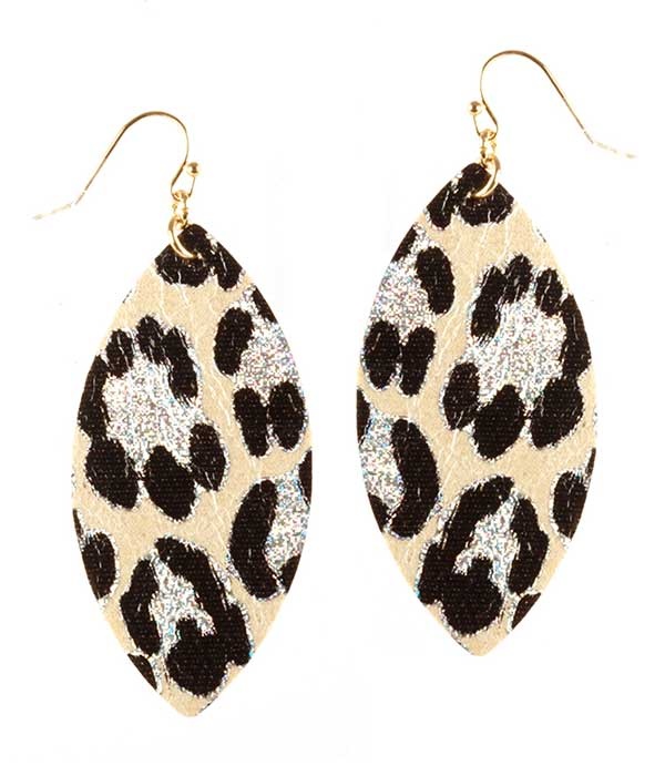 Animal Print Leatherette Earring - Leaf