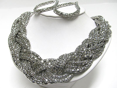 Multi Metal Mesh Bradied Chain Necklace And Earring Set