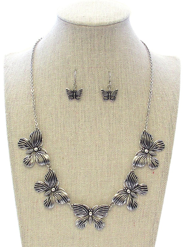 Multi Butterfly Link Necklace Set