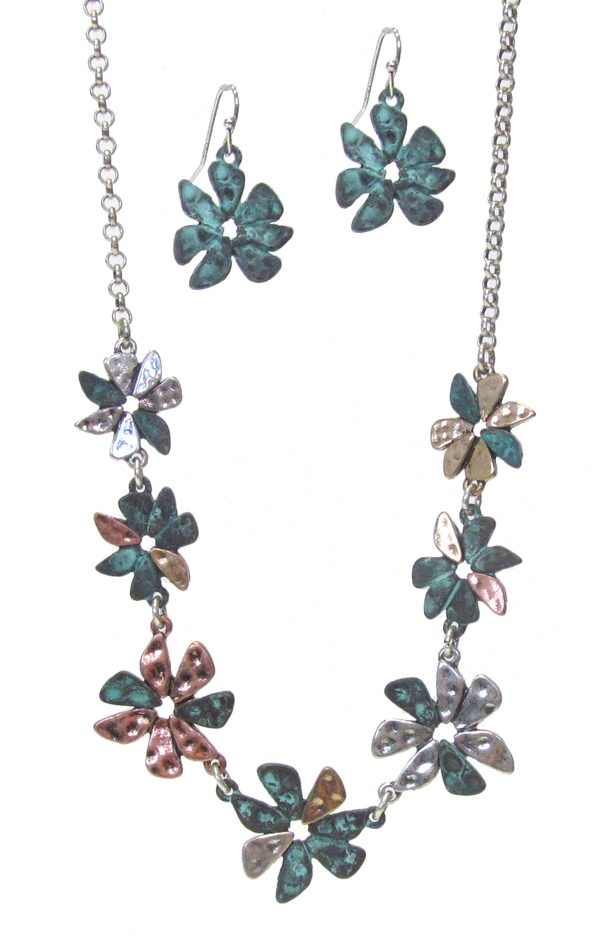 Multi Flower Link Necklace Set