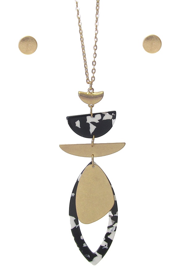 Organic Cellulose And Metal Mix Pendant Long Chain Necklace Set