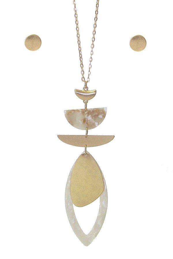 Organic Cellulose And Metal Mix Pendant Long Chain Necklace Set