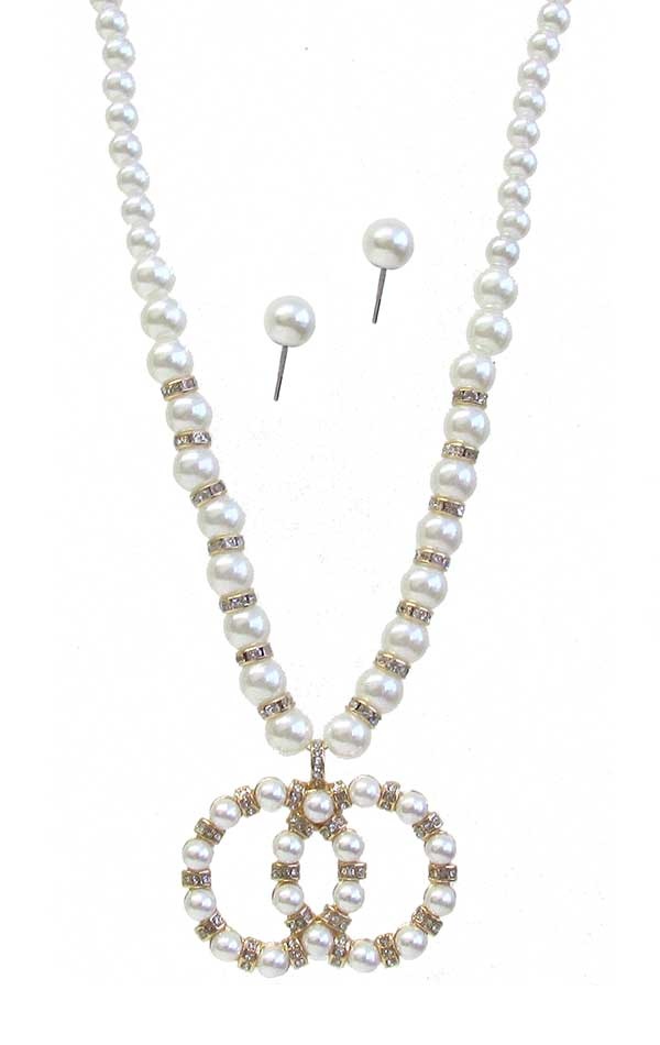 Multi Pearl And Crystal Necklace Set