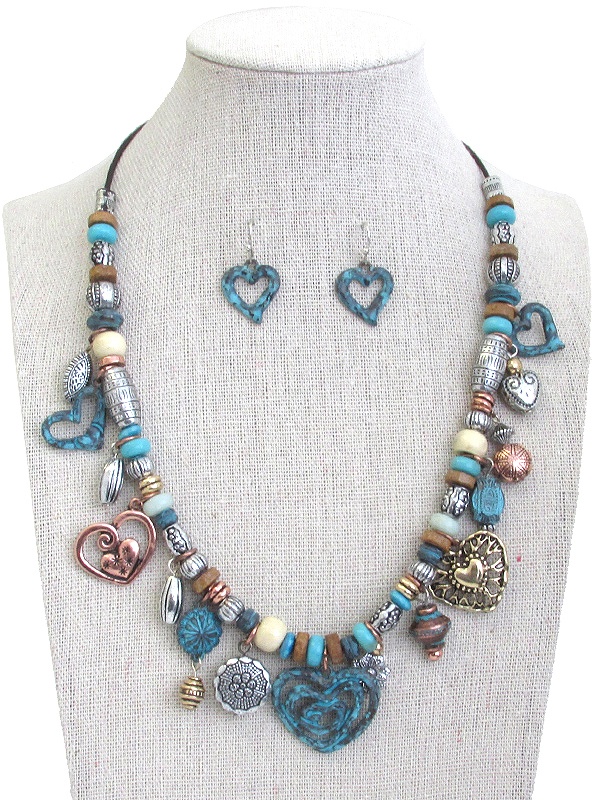 Multi Heart Charm Dangle And Mix Bead Chain Necklace Set