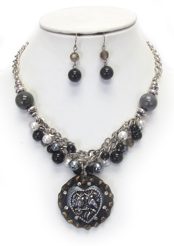 Vintage Owl Pendant And Pearl Dangle Necklace Set