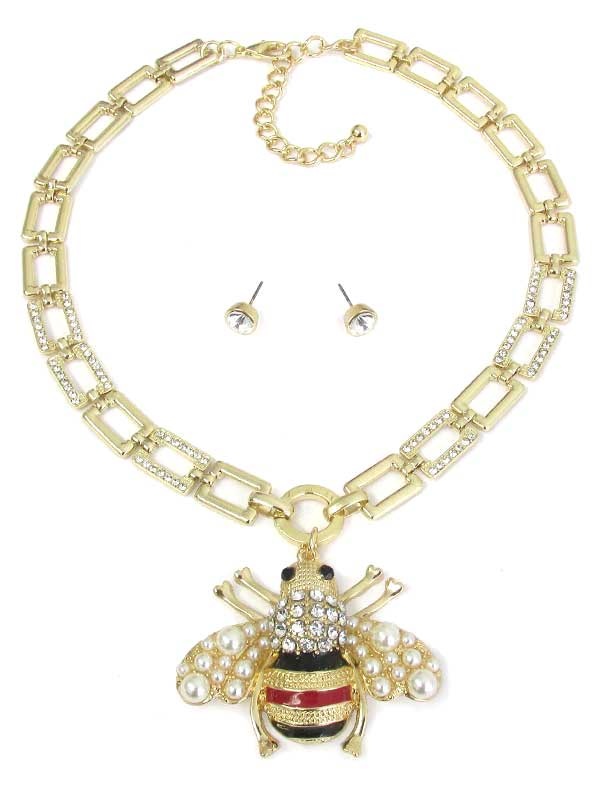 Crystal And Pearl Bee Pendant Necklace Set