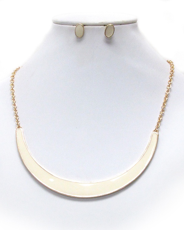 Epoxy Crescnet Half Chocker Necklace Earring Set