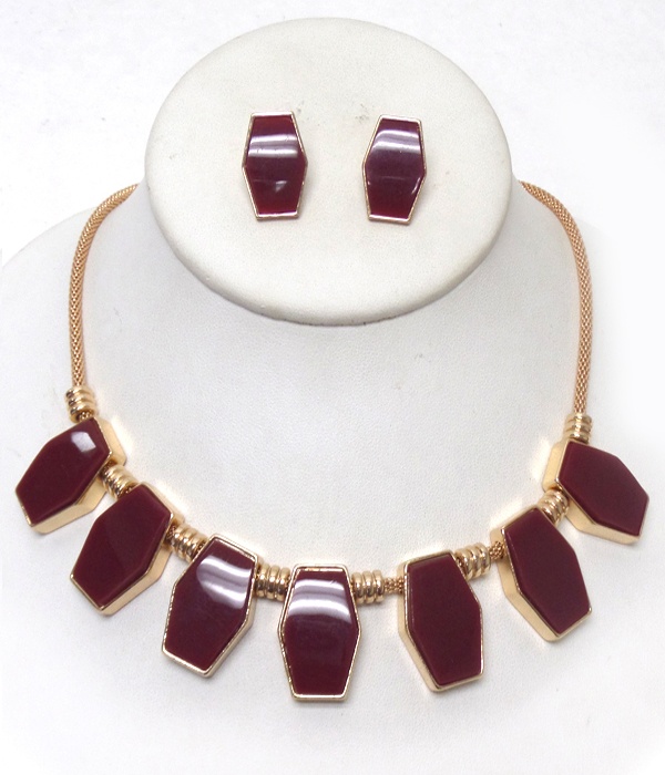5 Facet Acryl Stone Necklace Set