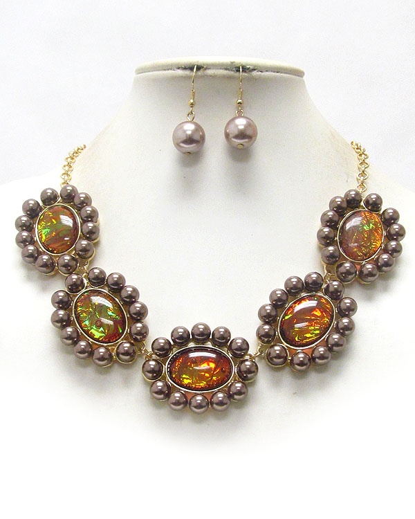 Abalone Finish Puffy Oval Stone And Pearl Deco Flower Link Necklace Earring Set