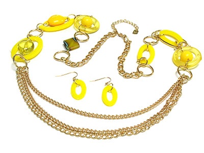 Triple Strands And Acryl And Glass Marble Bead Long Necklace And Earring Set