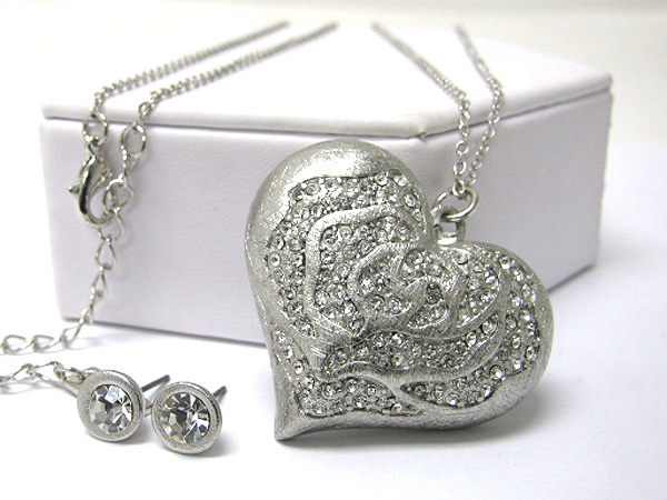 Crystal Stud Flower Engraved Metal Puffy Heart Pendant Necklace Set