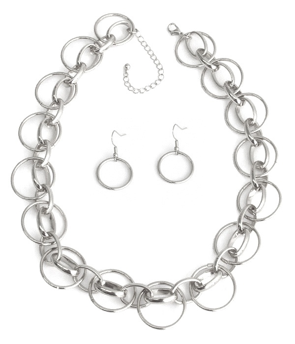 Chunky Ring And Chain Mix Necklace Earring Set