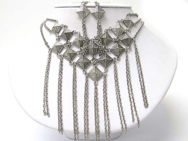 Burnish Metal Square And Chain Dangle Necklace Earring Set