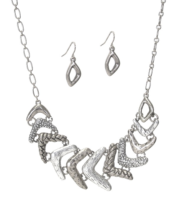 Multi Textured Chevron Necklace Set