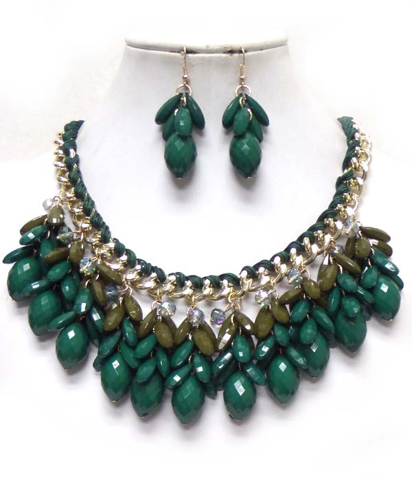 Chain And Yarn Muti Facet Acrylic Necklace Set