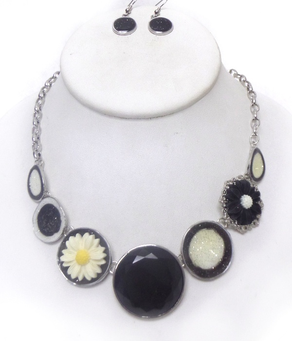 Round Metal Liinked Chain Necklace Set