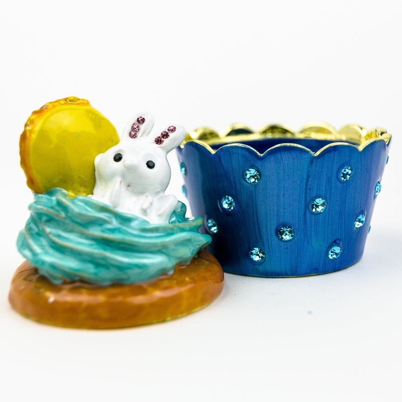 Product thumbnail 7