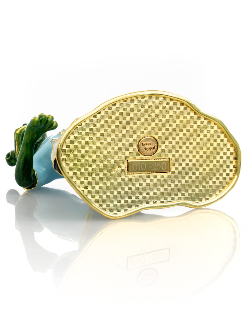 Product thumbnail 9
