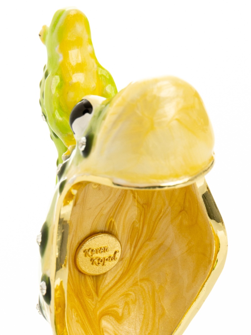 Product thumbnail 9