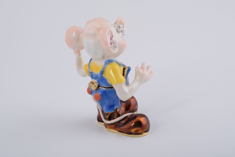 Product thumbnail 4
