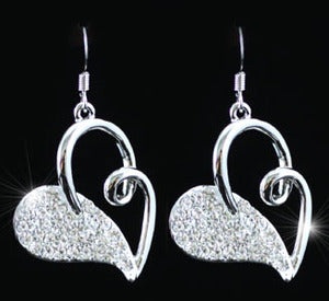 Dangling Heart Earrings Use Austrian Crystal