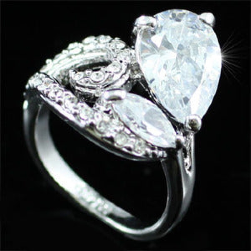 3.5 Carat Ring Use Austrian Crystal