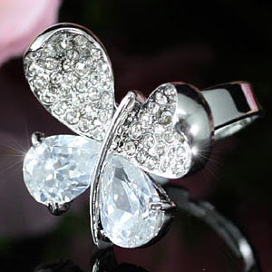 4 Carat Butterfly Ring Use Austrian Crystal Free Size