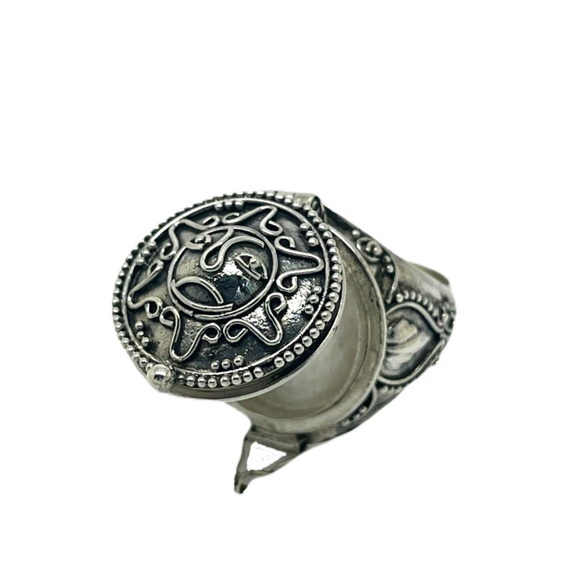 Product thumbnail 3