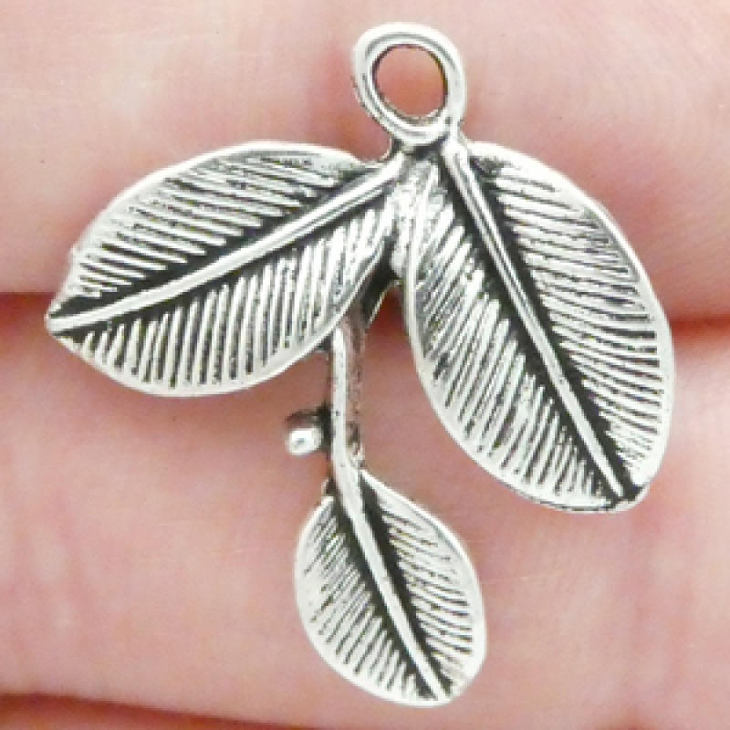 Leaf Charms Wholesale In Antique Silver Pewter