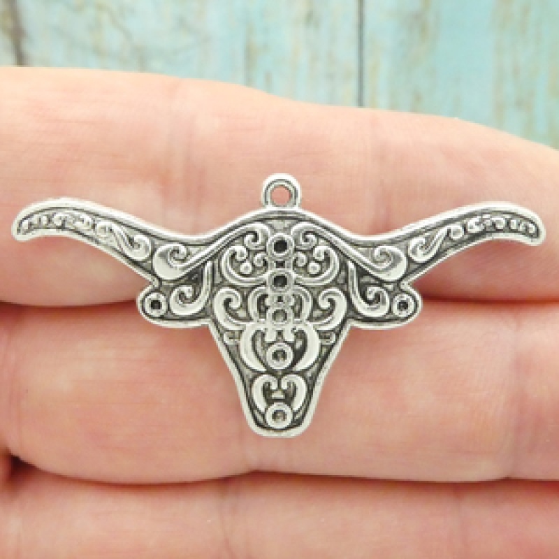 Silver Longhorn Pendants Wholesale In Antique Pewter