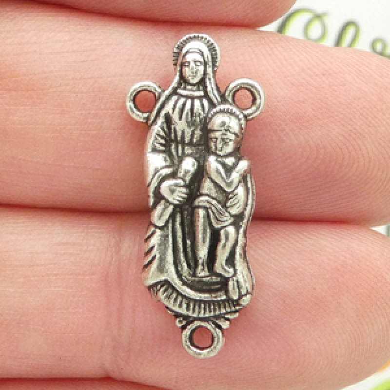 Silver Rosary Centerpiece In Pewter