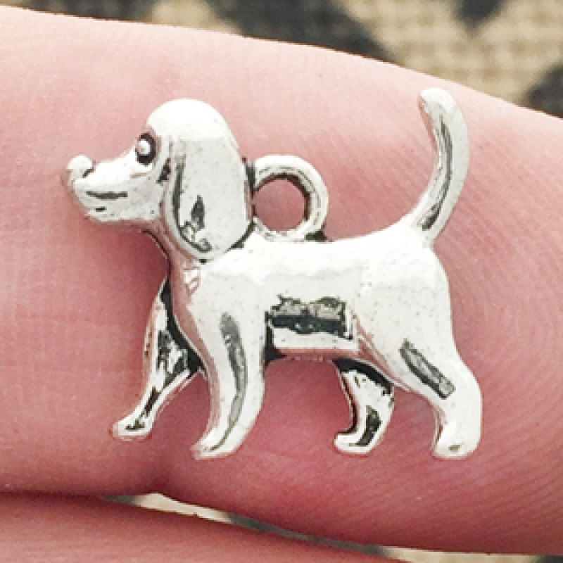 Beagle Dog Charm In Antique Silver Pewter