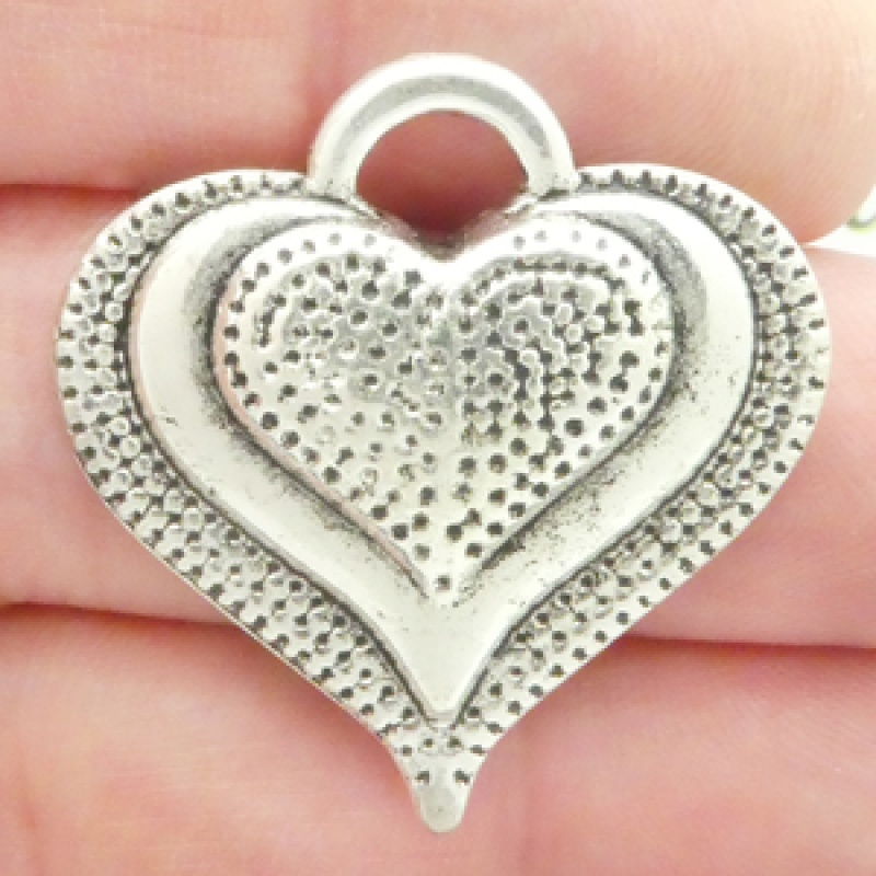Heart Pendants Wholesale With Dimpled Pattern In Silver Pewter