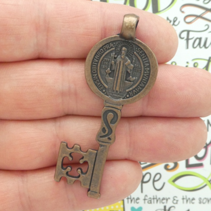St Benedict Key Medal Pendant In Copper Pewter Large