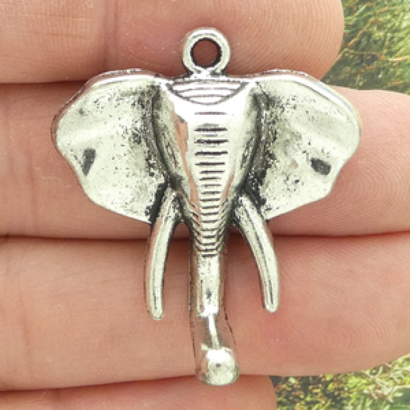 Elephant Head Pendant In Silver Pewter